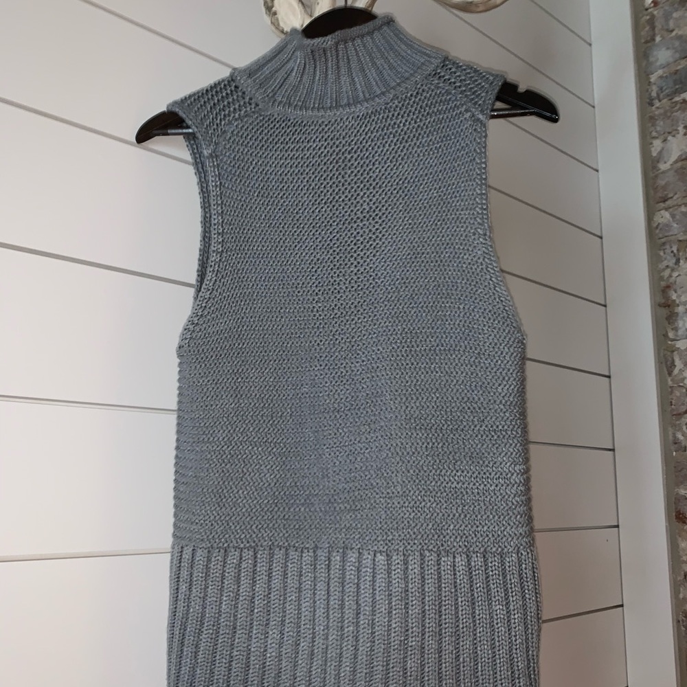 Grey Gap Sweater